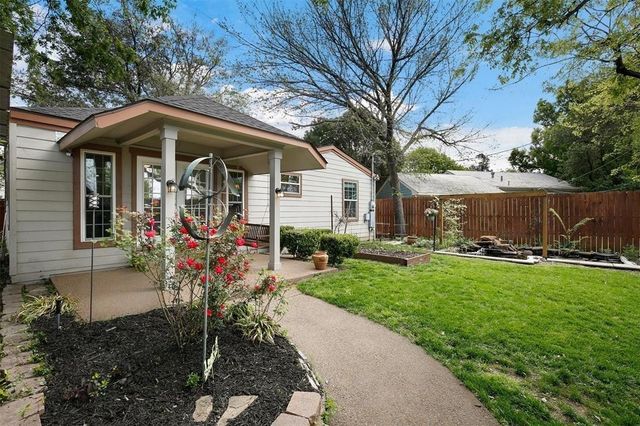 8515 Glencrest Lane, Dallas, TX 75209
