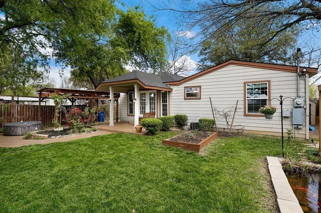 8515 Glencrest Lane, Dallas, TX 75209