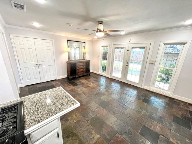 8515 Glencrest Lane, Dallas, TX 75209