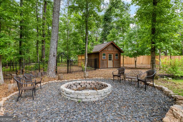 150 Handshaker Court, Fayetteville, GA 30215