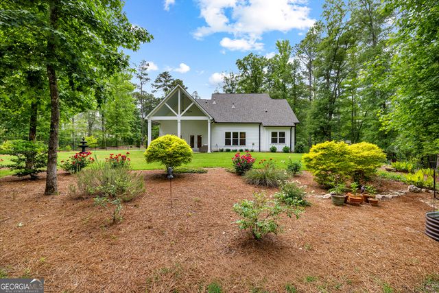 150 Handshaker Court, Fayetteville, GA 30215