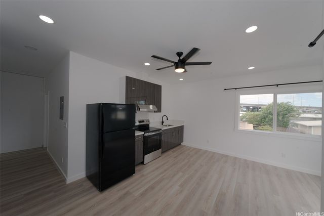 98-352 Pono Street, Aiea, HI 96701