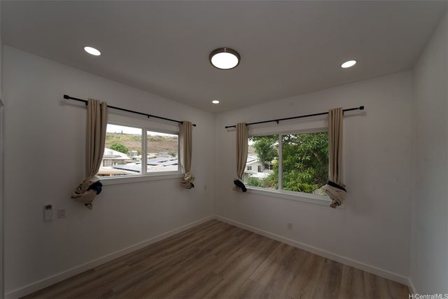 98-352 Pono Street, Aiea, HI 96701