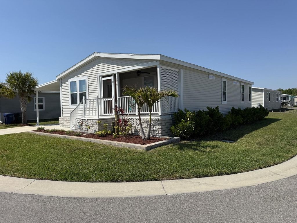 1620 VOYAGER DRIVE, Sarasota, FL 34234