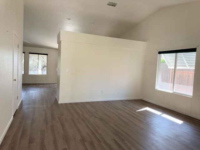 4824 Canfield Cir, Cameron Park, CA 95682