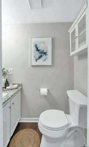 22224 Edgewater, Novi, MI 48375