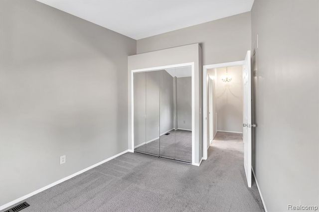 22224 Edgewater, Novi, MI 48375