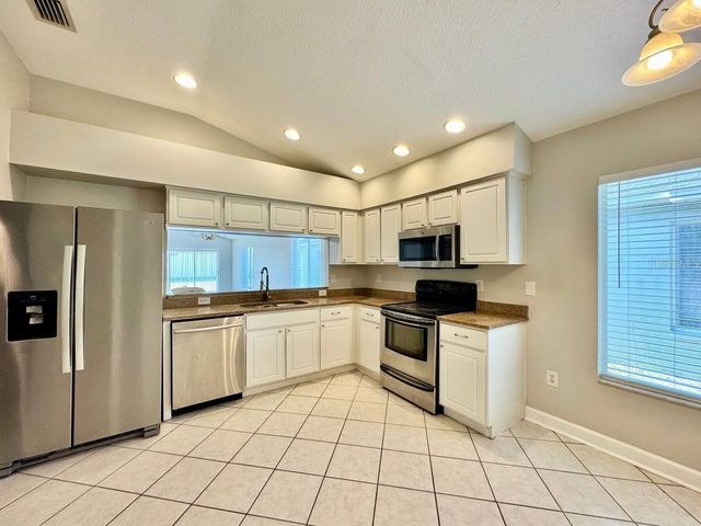 18112 CANAL POINTE STREET, Tampa, FL 33647