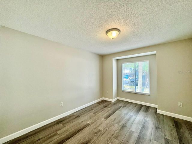 18112 CANAL POINTE STREET, Tampa, FL 33647