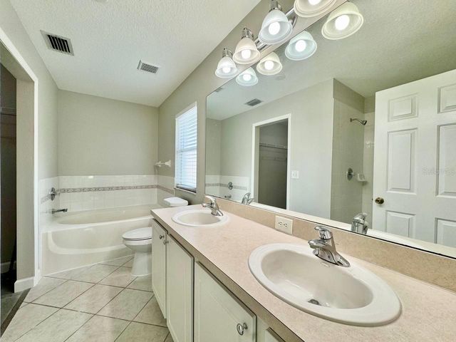 18112 CANAL POINTE STREET, Tampa, FL 33647