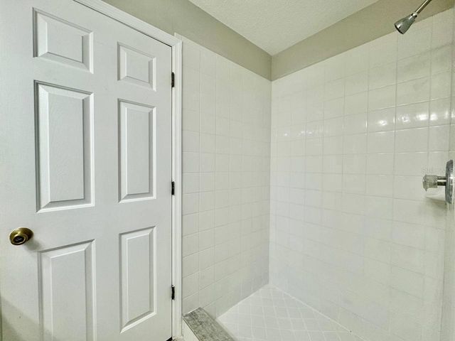 18112 CANAL POINTE STREET, Tampa, FL 33647