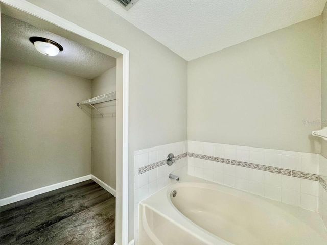 18112 CANAL POINTE STREET, Tampa, FL 33647