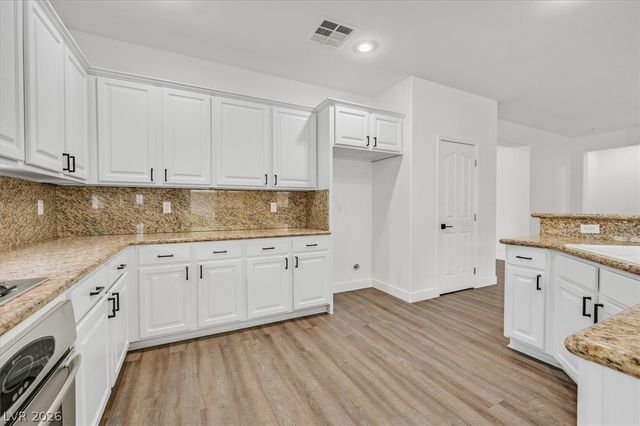 913 Hickory Park Street, Las Vegas, NV 89138