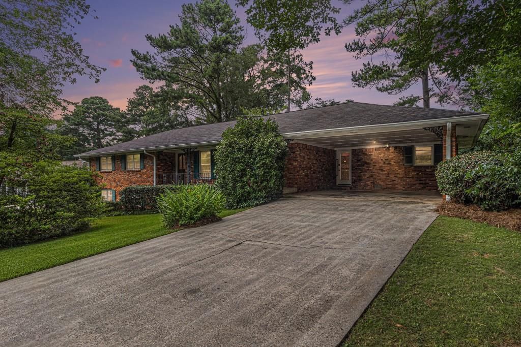 2888 Bonanza Drive, Decatur, GA 30033