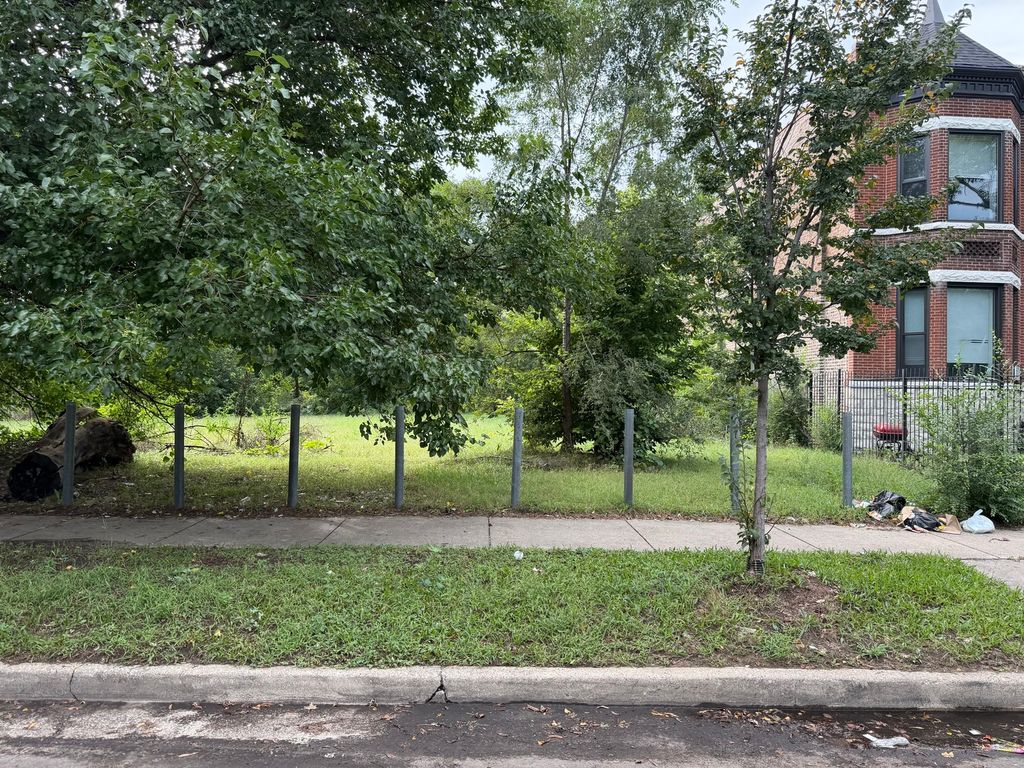 6736 S Lowe Avenue, Chicago, IL 60621 — exterior