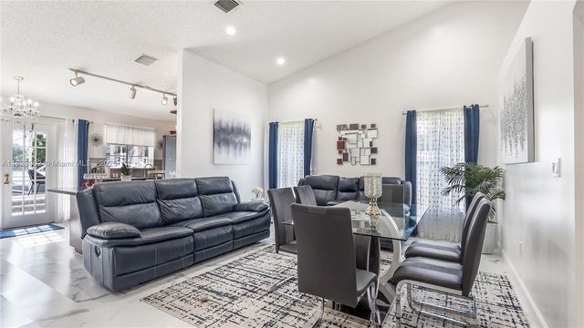 1720 SW 137th Way, Miramar, FL 33027