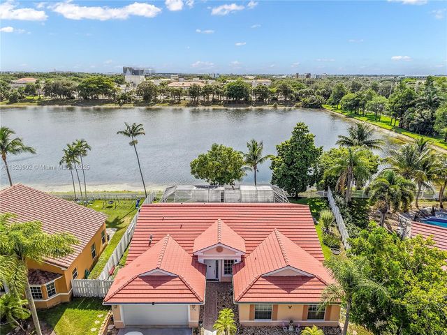 1720 SW 137th Way, Miramar, FL 33027