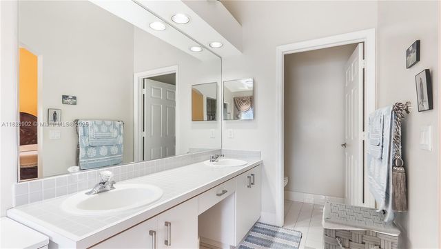 1720 SW 137th Way, Miramar, FL 33027