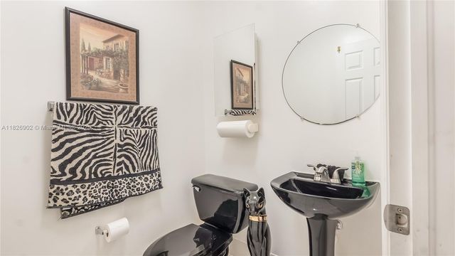 1720 SW 137th Way, Miramar, FL 33027