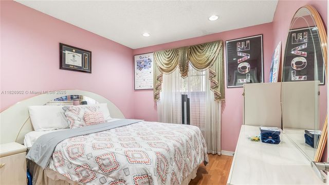 1720 SW 137th Way, Miramar, FL 33027