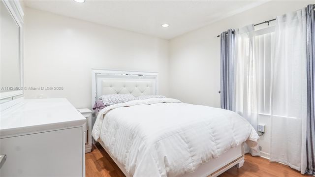 1720 SW 137th Way, Miramar, FL 33027