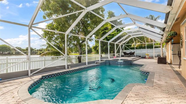 1720 SW 137th Way, Miramar, FL 33027