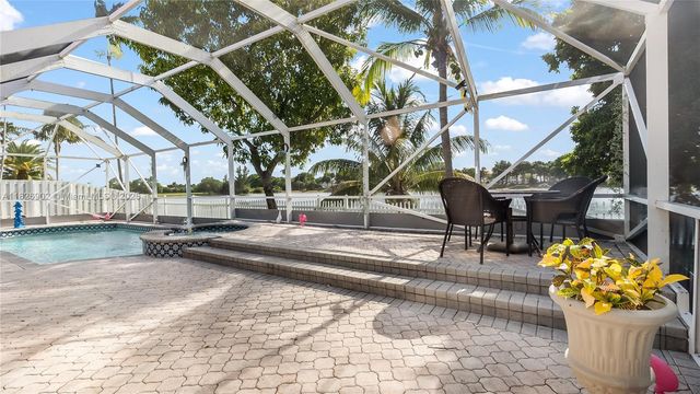 1720 SW 137th Way, Miramar, FL 33027