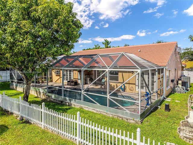 1720 SW 137th Way, Miramar, FL 33027