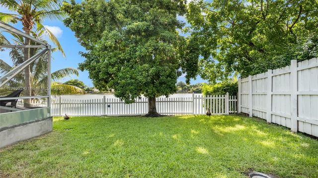 1720 SW 137th Way, Miramar, FL 33027