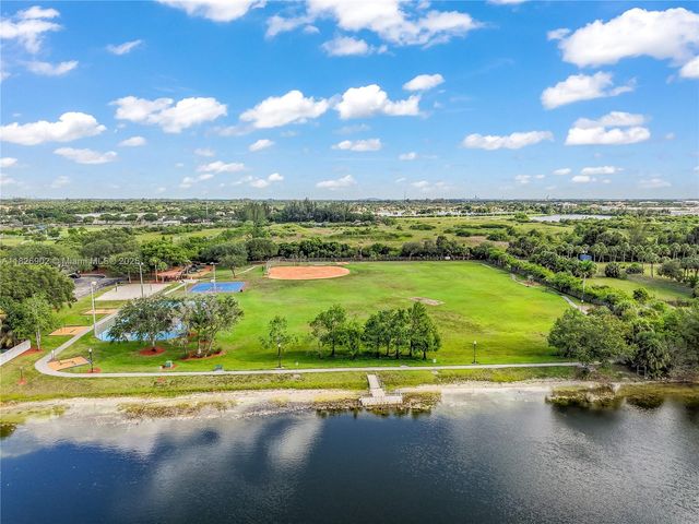 1720 SW 137th Way, Miramar, FL 33027