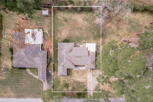 2026 Avenue Q, Huntsville, TX 77340