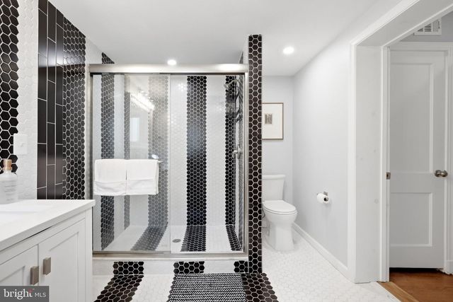 1719 EVARTS ST NE, Washington, DC 20018