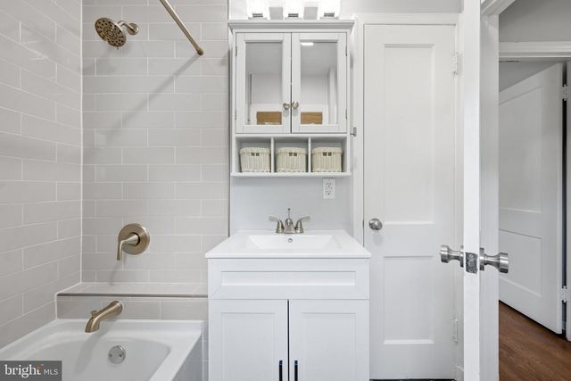 1719 EVARTS ST NE, Washington, DC 20018