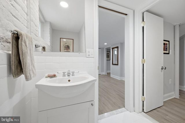 1719 EVARTS ST NE, Washington, DC 20018