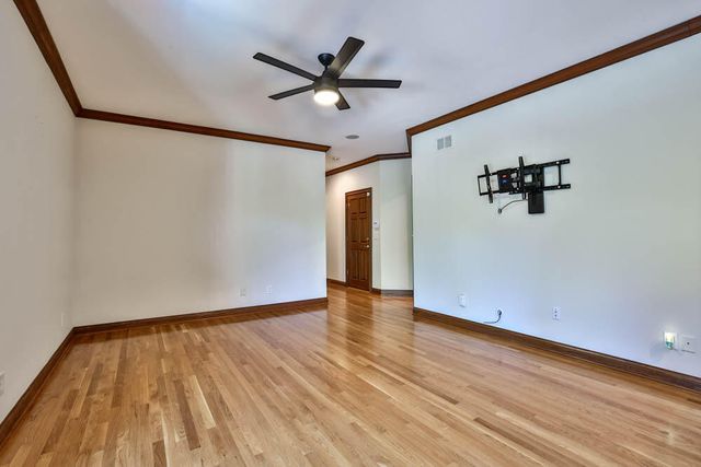 913 Rosewood Drive, Villa Hills, KY 41017