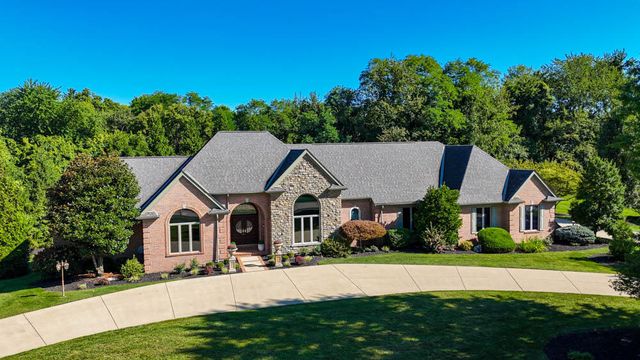 913 Rosewood Drive, Villa Hills, KY 41017