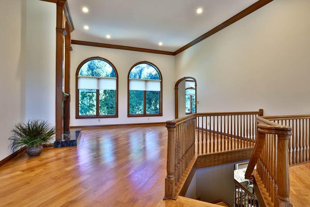 913 Rosewood Drive, Villa Hills, KY 41017