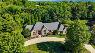 913 Rosewood Drive, Villa Hills, KY 41017