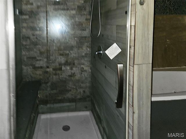 6219 Julian Avenue, University City, MO 63133