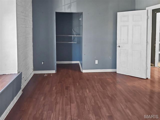 6219 Julian Avenue, University City, MO 63133