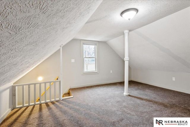 1330 S 21st Street, Omaha, NE 68107