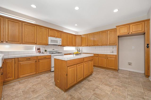 1509 Sweet Juliet Ln, Lincoln, CA 95648