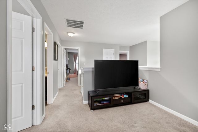 8802 Benjamin Lane, Avon, IN 46123