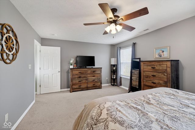 8802 Benjamin Lane, Avon, IN 46123