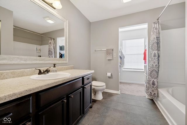 8802 Benjamin Lane, Avon, IN 46123