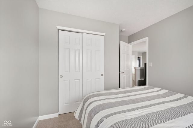 8802 Benjamin Lane, Avon, IN 46123