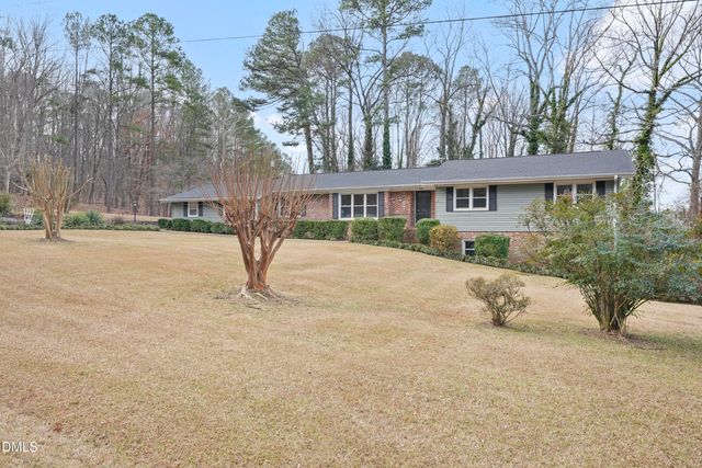 1104 Oldham Lake Road, Sanford, NC 27330