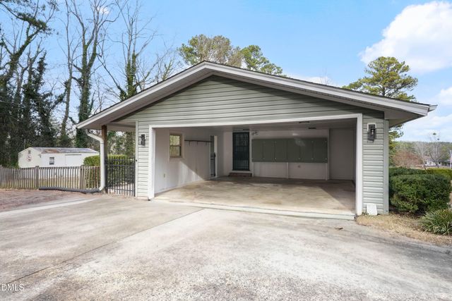 1104 Oldham Lake Road, Sanford, NC 27330