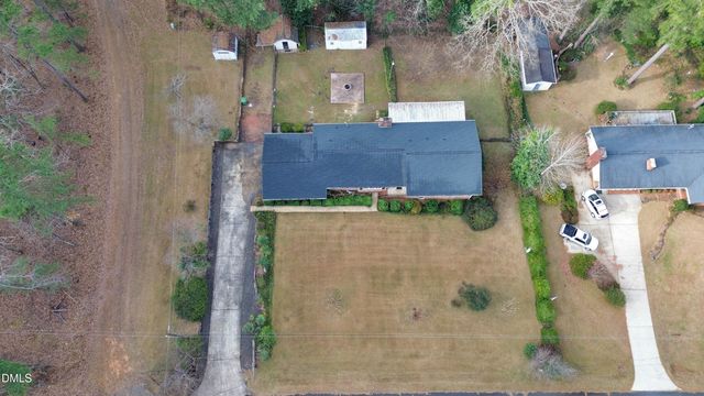 1104 Oldham Lake Road, Sanford, NC 27330