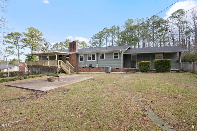 1104 Oldham Lake Road, Sanford, NC 27330